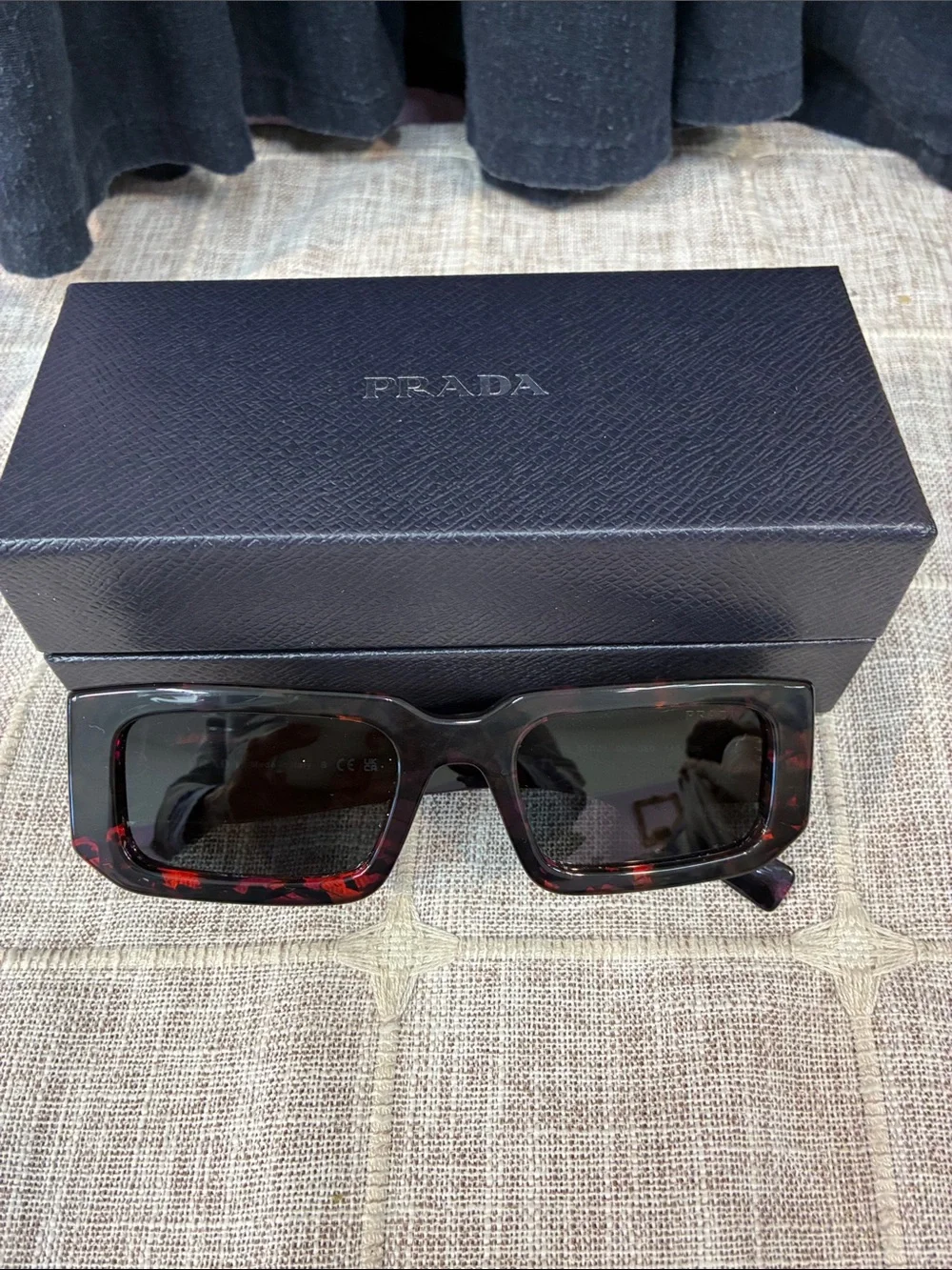 Authentic Prada SPR 06YS Rectangular Tortoiseshell Sunglasses - Black and Brown - Picture 8 of 8